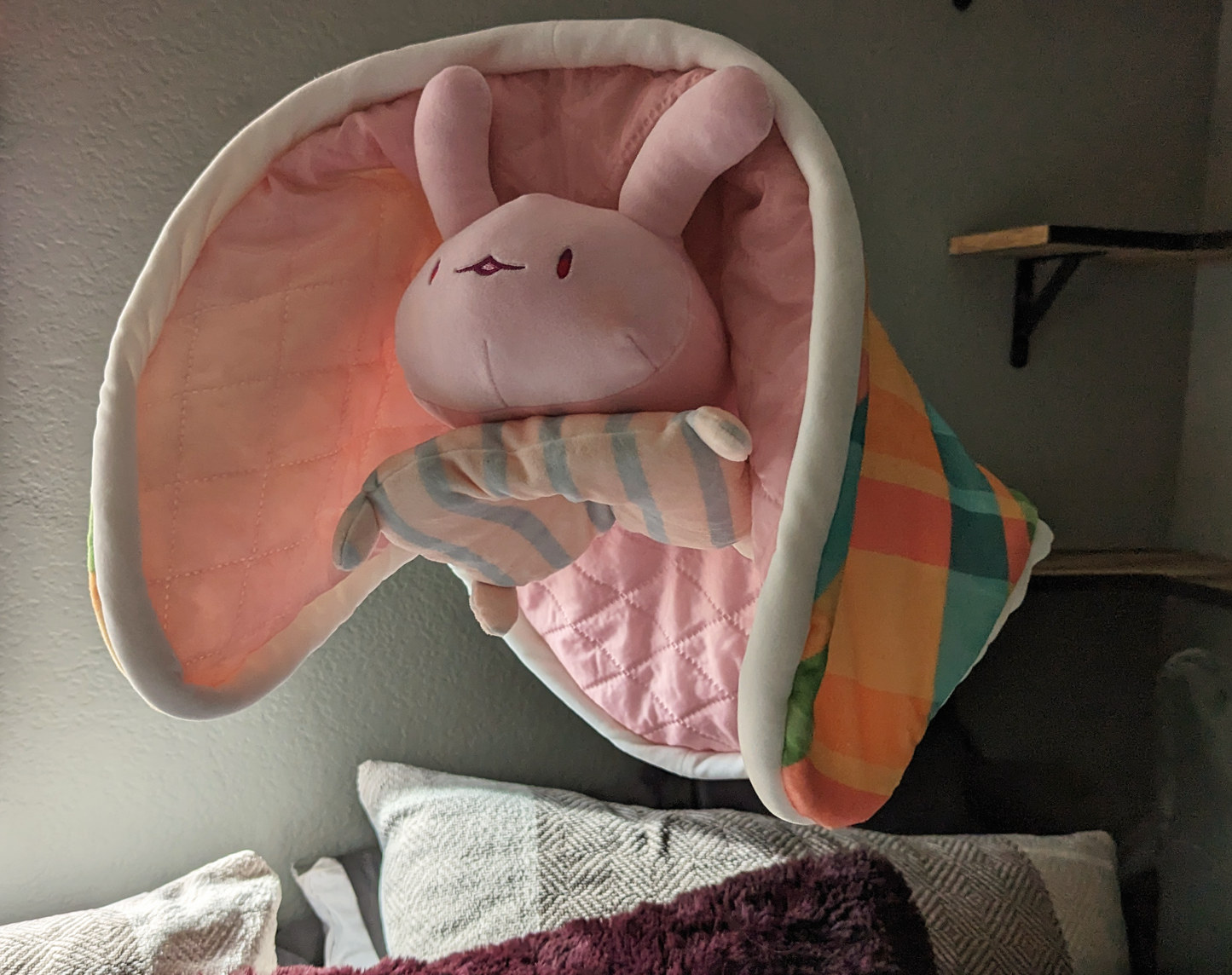 Blanket Manta - 30 inch plush